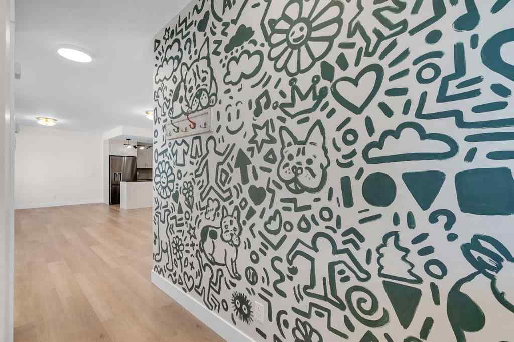 MLS® A2235595 - 78 West Coach Manor SW in West Springs Calgary, Residential