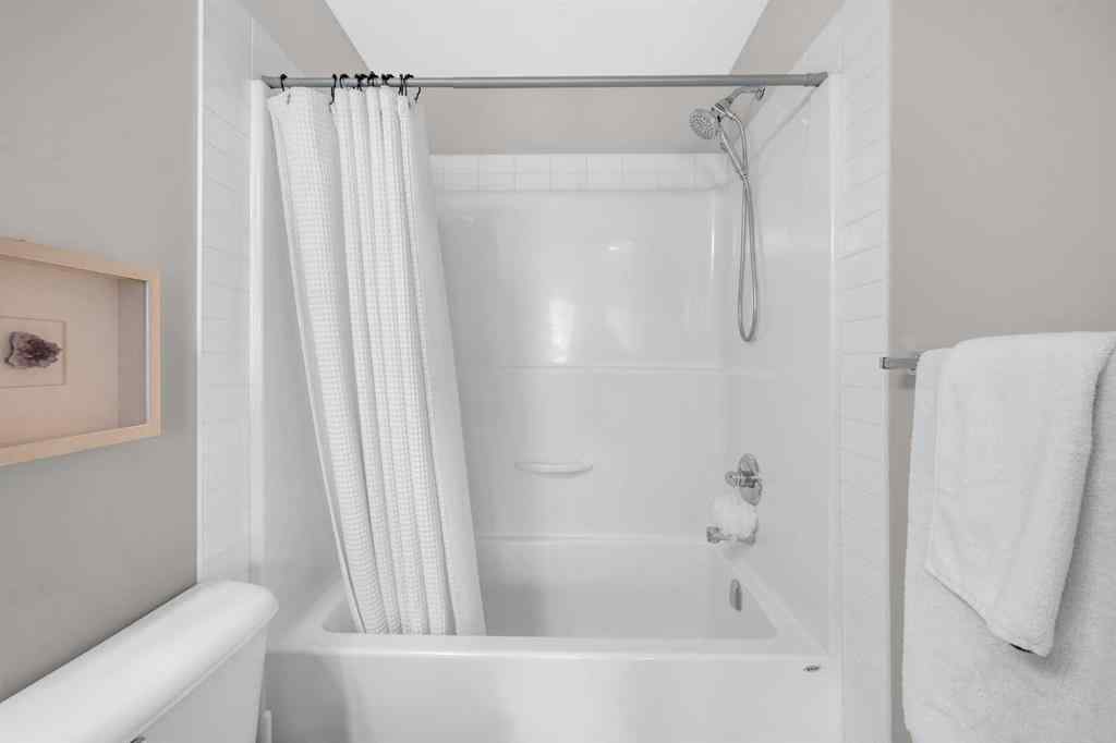 MLS® A2235599 - 45 AUBURN MEADOWS Way SE in Auburn Bay Calgary, Residential