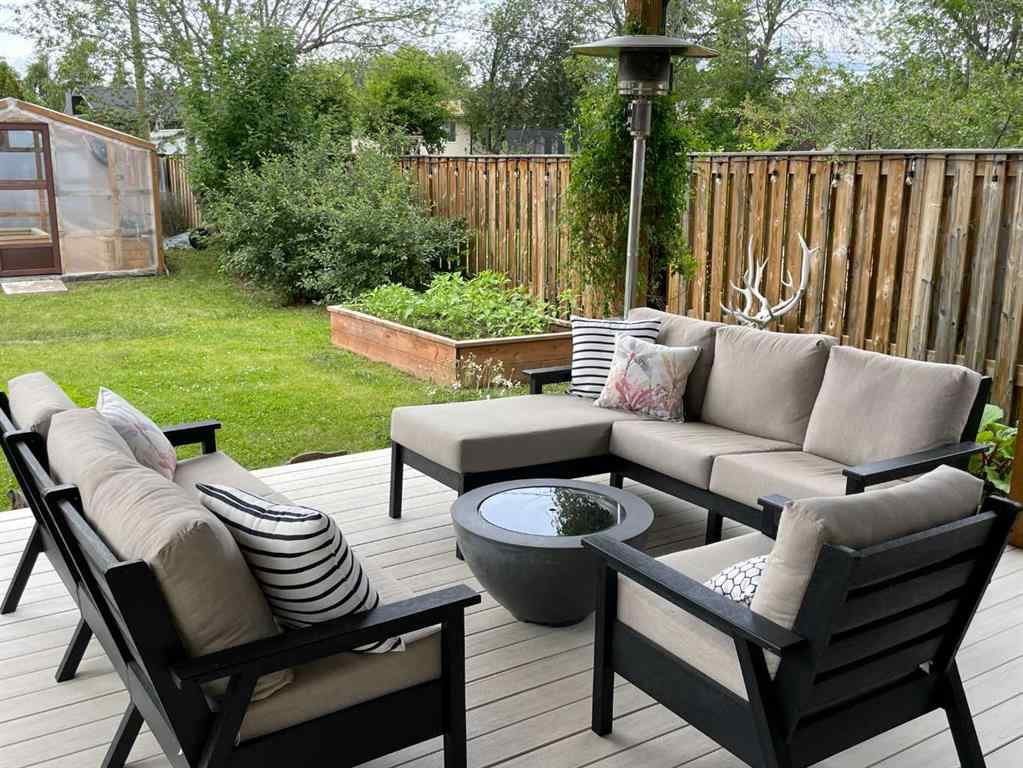 MLS® A2235628 - 10404 116 Street  in NONE Fairview, Residential