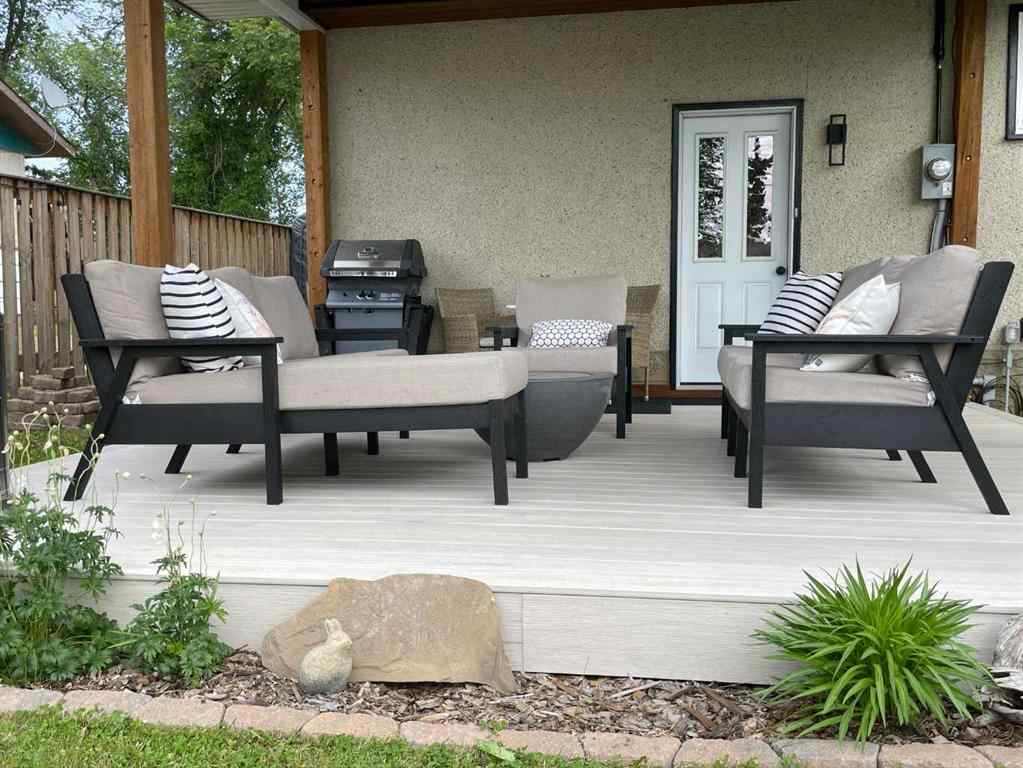 MLS® A2235628 - 10404 116 Street  in NONE Fairview, Residential