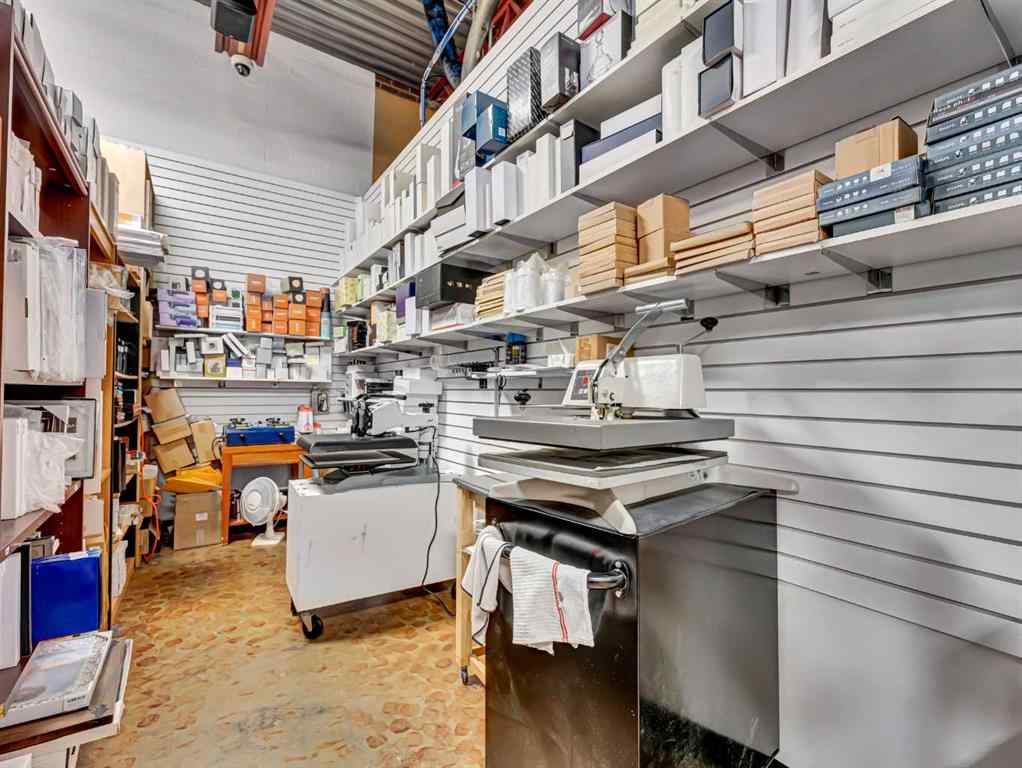 MLS® A2235639 - Unit #101 1601 Dunmore Road SE in Crestwood-Norwood Medicine Hat, Commercial