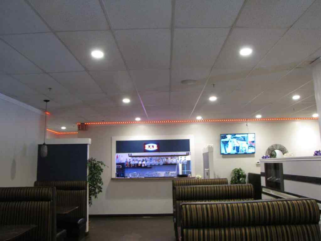 MLS® A2235648 - Unit #118 4804 50 Street  in Downtown Innisfail Innisfail, Commercial