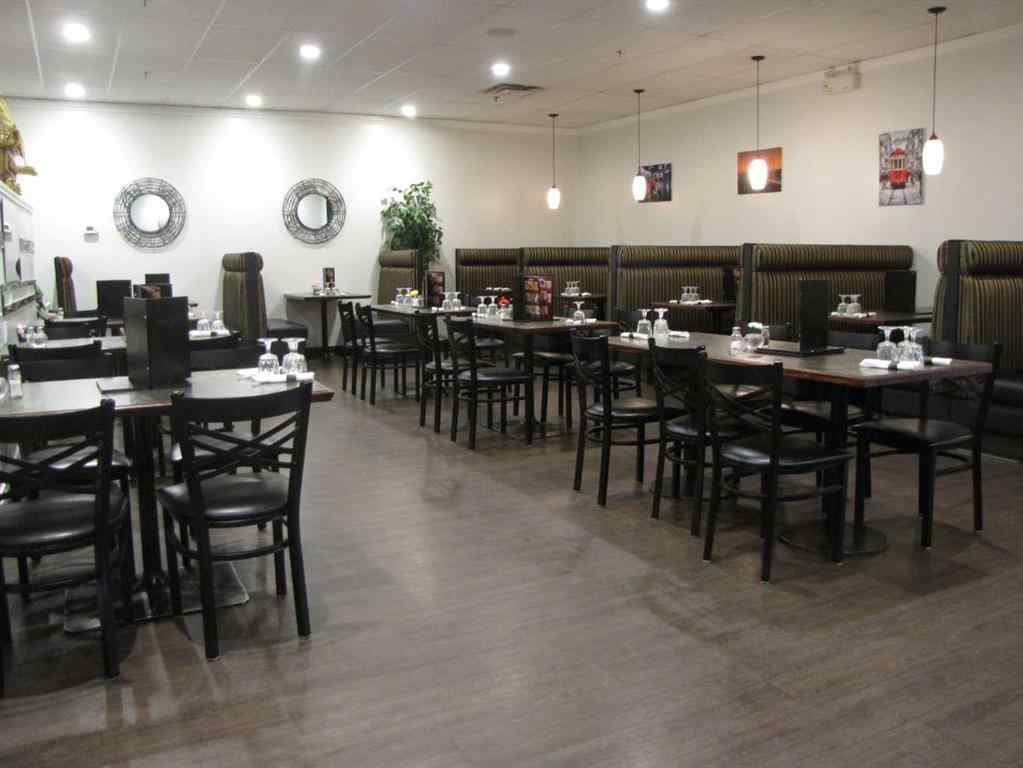 MLS® A2235648 - Unit #118 4804 50 Street  in Downtown Innisfail Innisfail, Commercial