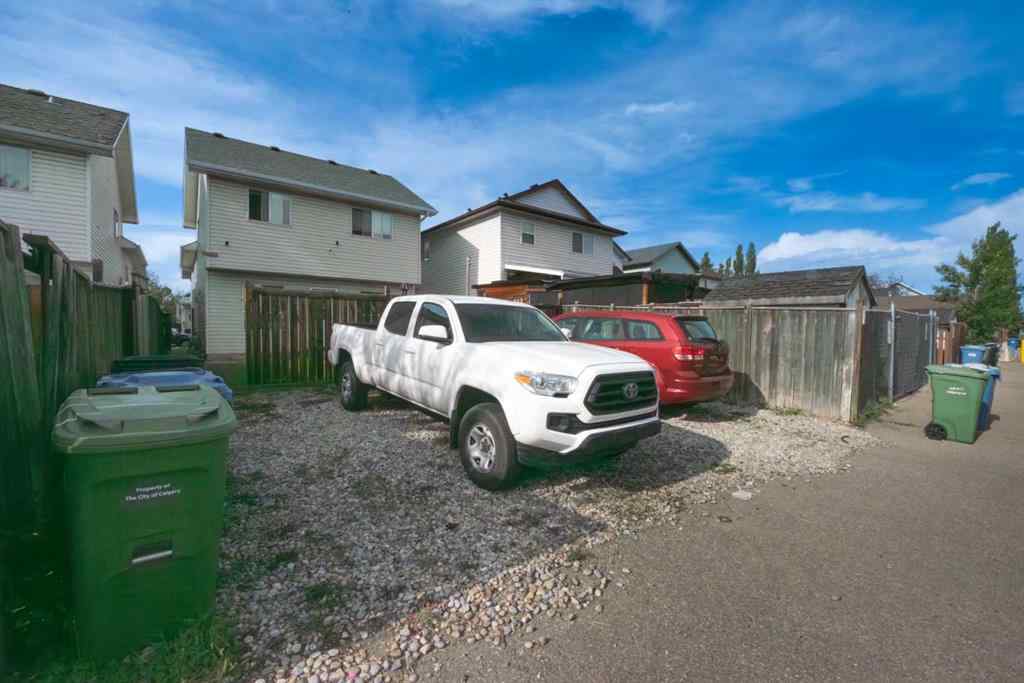 MLS® A2235682 - 214 Erin Circle SE in Erin Woods Calgary, Residential