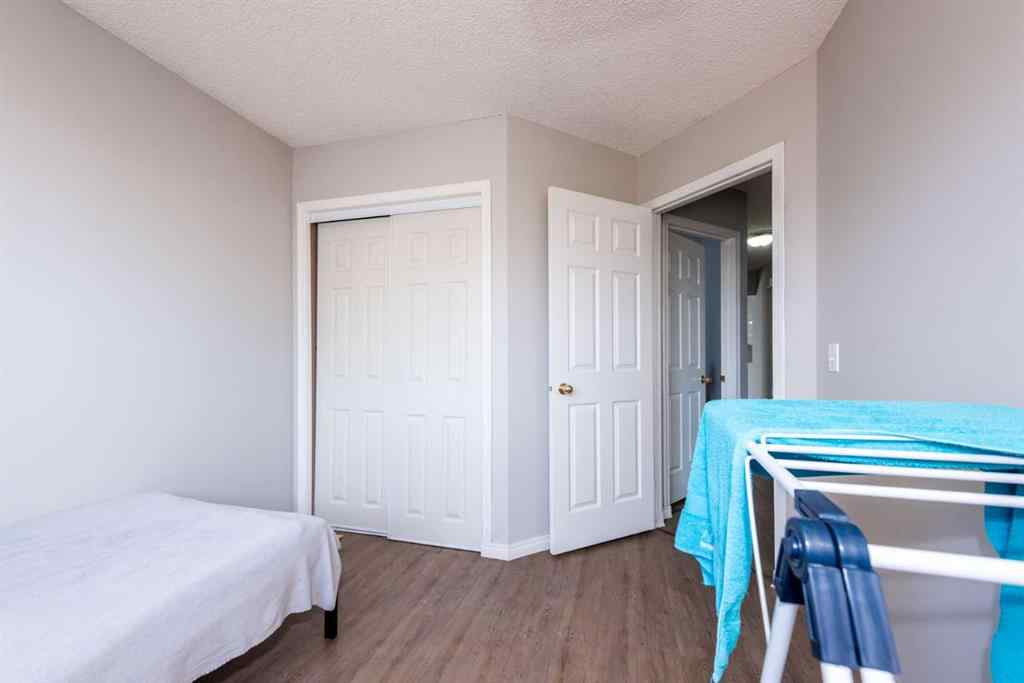MLS® A2235682 - 214 Erin Circle SE in Erin Woods Calgary, Residential