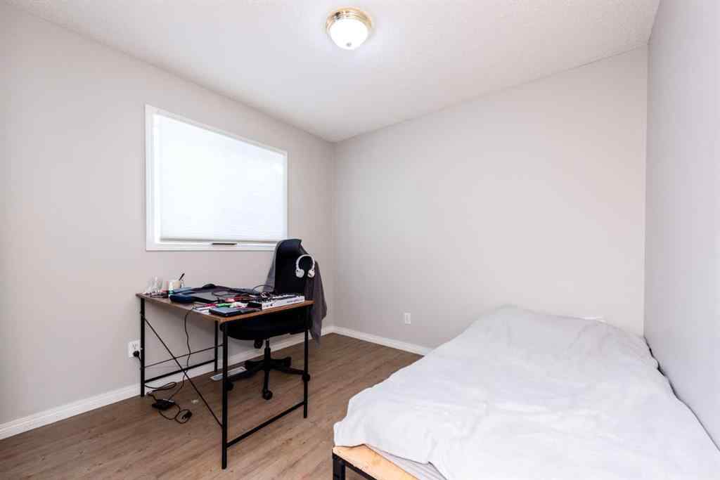 MLS® A2235682 - 214 Erin Circle SE in Erin Woods Calgary, Residential