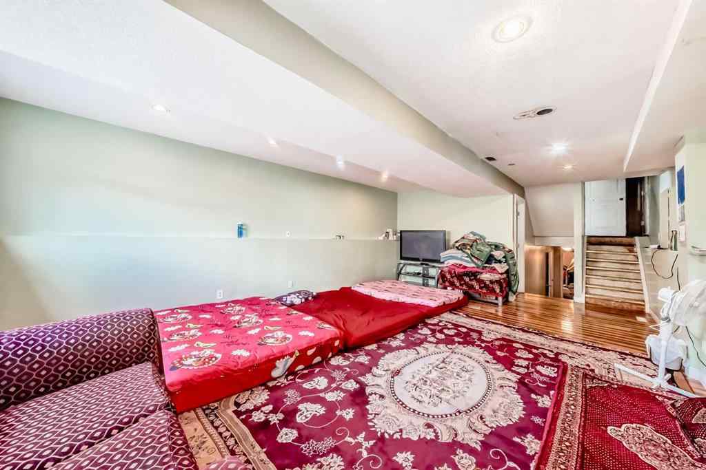 MLS® A2235684 - 210 Falmere Way NE in Falconridge Calgary, Residential