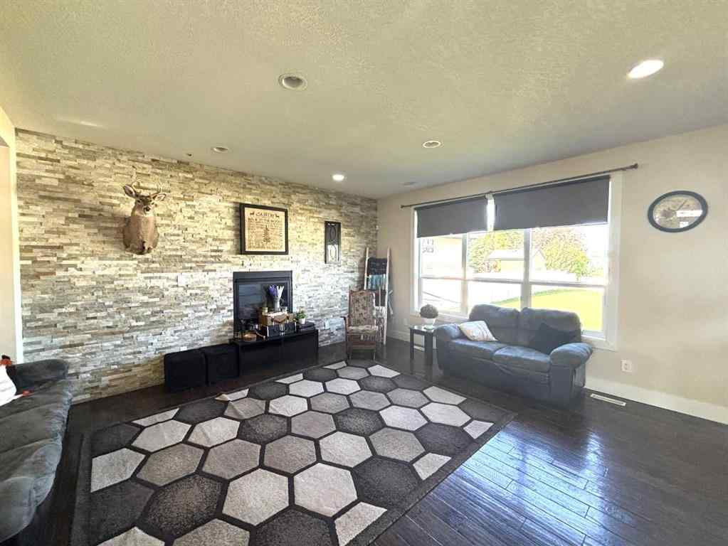 MLS® A2235726 - 46 Poplar Drive  in NONE Whitecourt, Residential