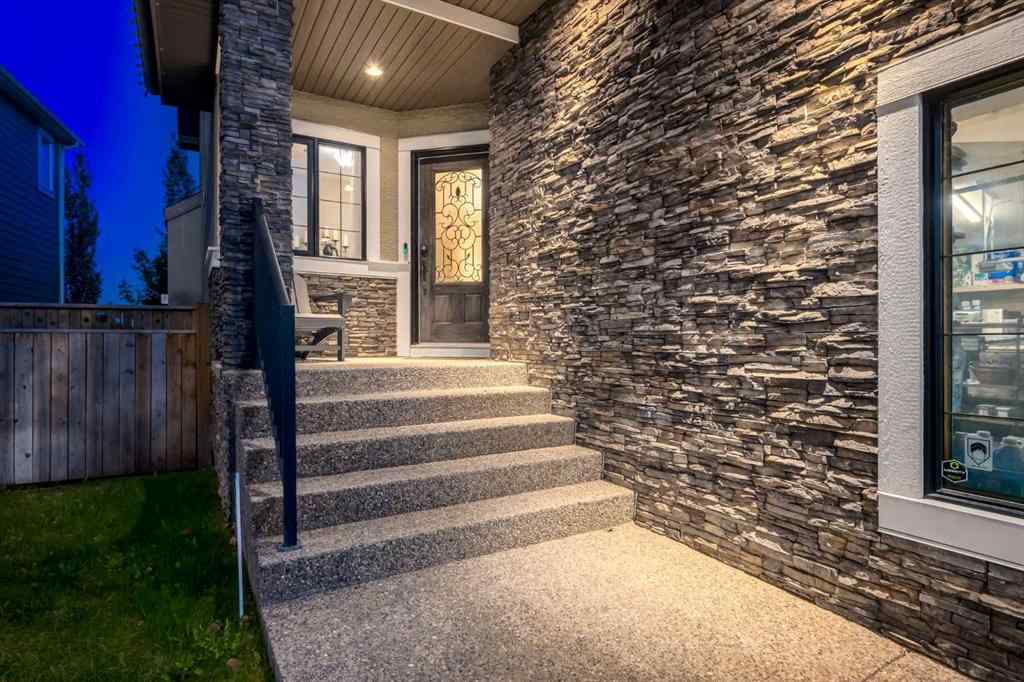 MLS® A2235729 - 1611 MONTROSE Terrace SE in Montrose High River, Residential