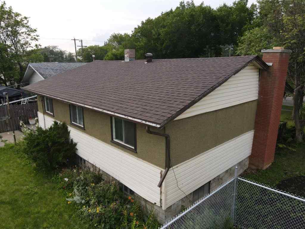 MLS® A2235745 - 4721 55th Avenue   in NONE High Prairie, Residential