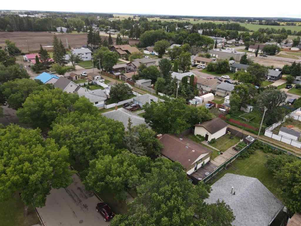 MLS® A2235745 - 4721 55th Avenue   in NONE High Prairie, Residential