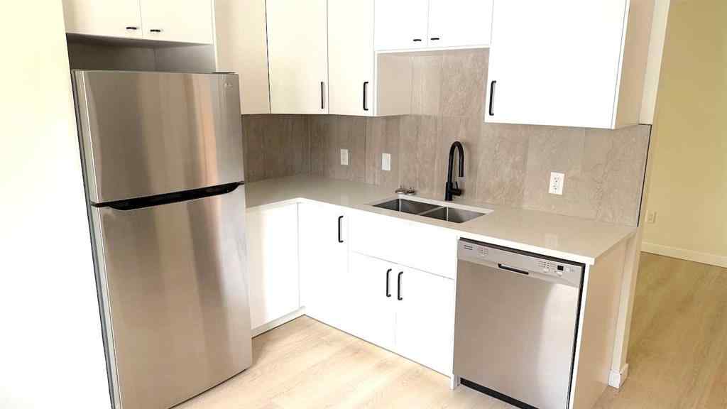 MLS® A2235755 - 509,511 34 Avenue NE in Winston Heights/Mountview Calgary, Multi-Family