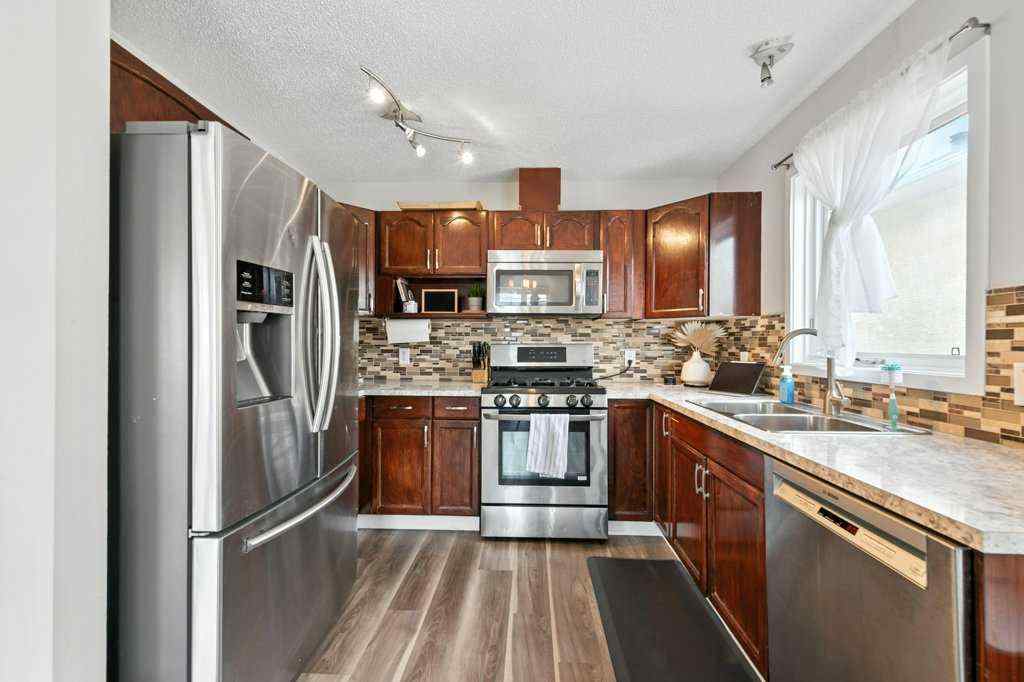 MLS® A2235774 - 30 Macewan Ridge Place NW in MacEwan Glen Calgary, Residential