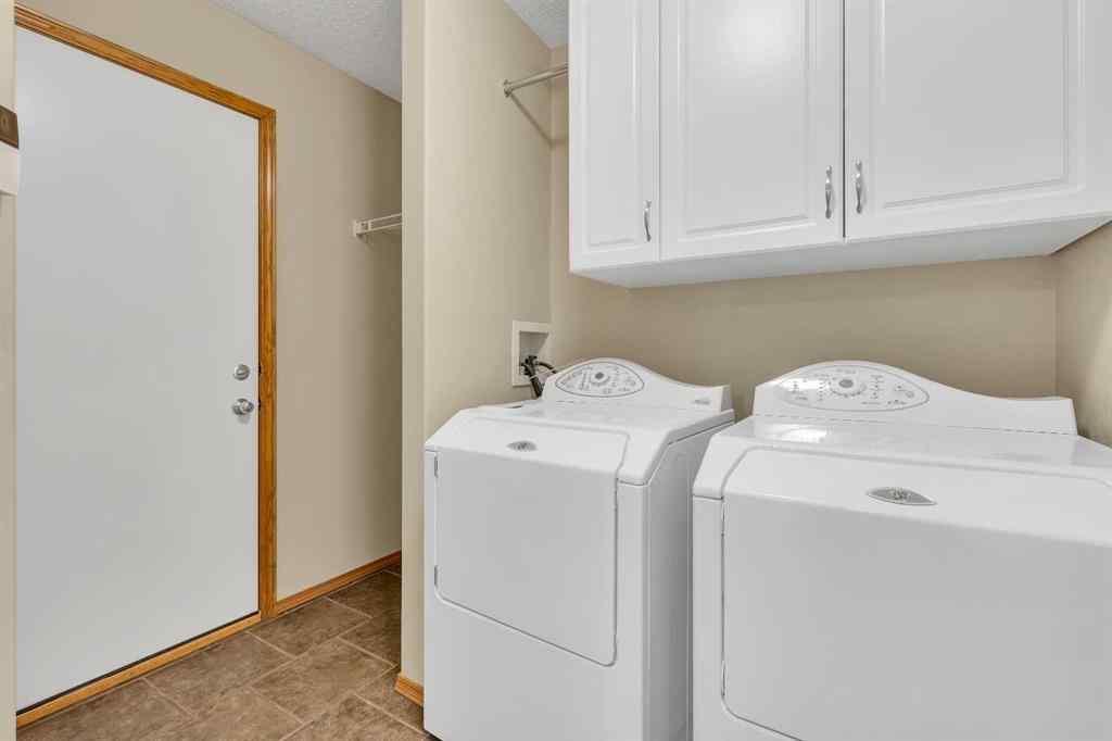 MLS® A2235777 - 115 Cougarstone Court SW in Cougar Ridge Calgary, Residential