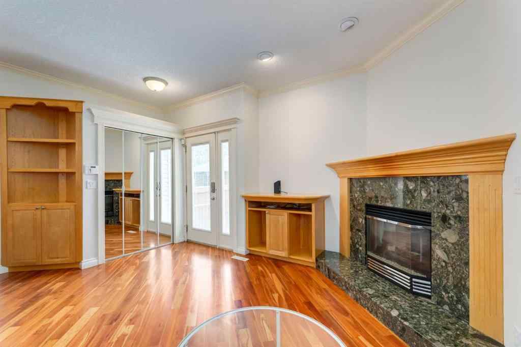 MLS® A2235784 - 2834 Parkdale Boulevard NW in West Hillhurst Calgary, Residential