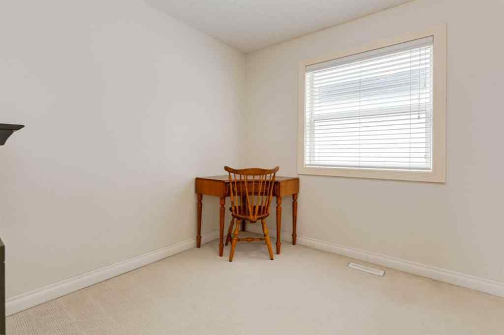 MLS® A2235784 - 2834 Parkdale Boulevard NW in West Hillhurst Calgary, Residential