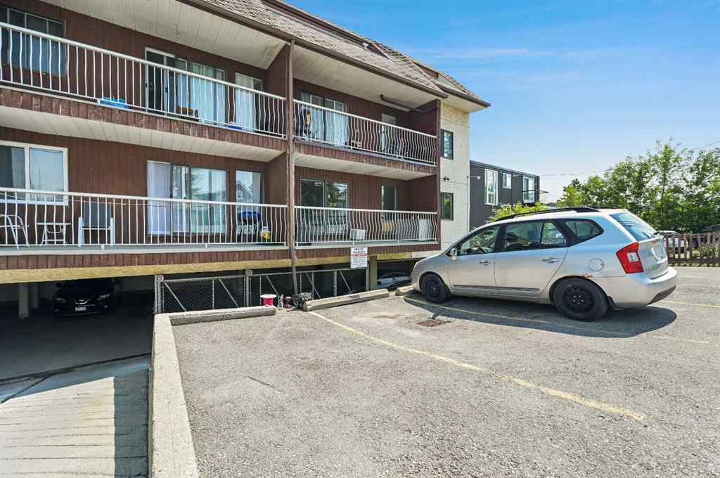 MLS® A2235803 - Unit #403 1113 37 Street SW in Rosscarrock Calgary, Residential