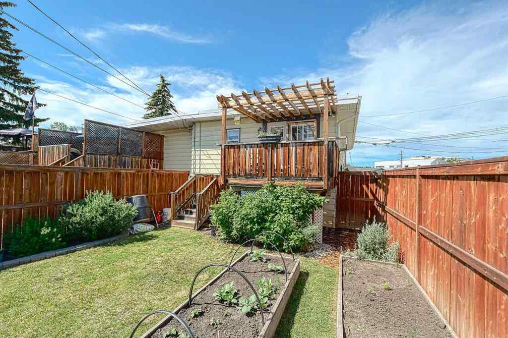 MLS® A2235819 - Unit #1 6505 36 Avenue NW in Bowness Calgary, Residential