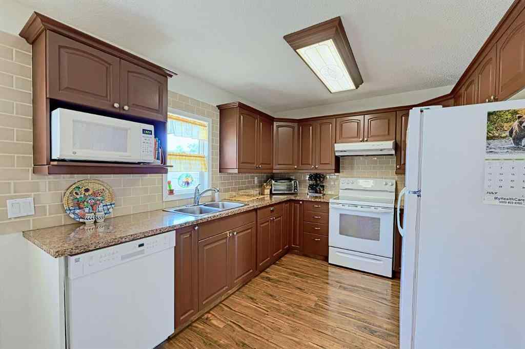 MLS® A2235819 - Unit #1 6505 36 Avenue NW in Bowness Calgary, Residential