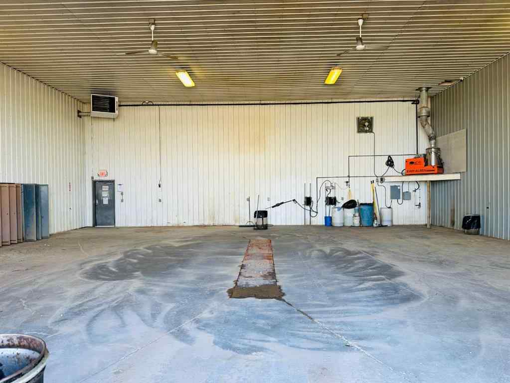 MLS® A2235825 - 4212 40 Avenue  in NONE Valleyview, Commercial