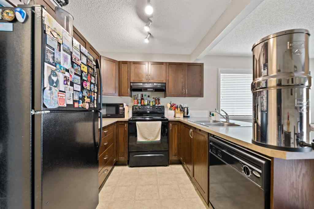 MLS® A2235847 - 90 Panatella Villas NW in Panorama Hills Calgary, Residential
