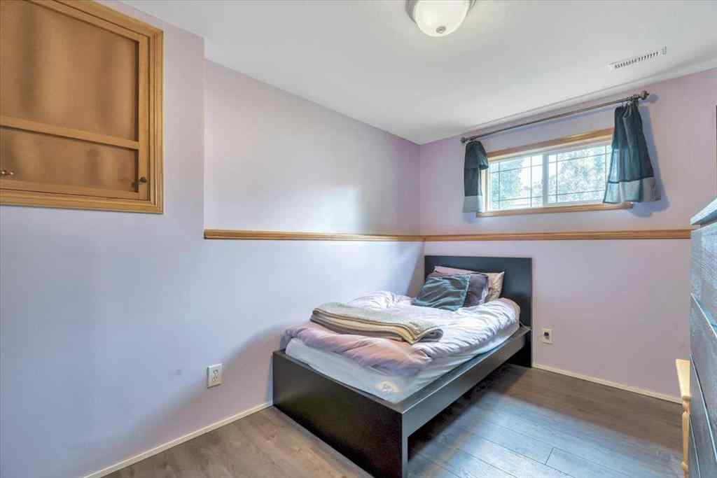 MLS® A2235868 - 325 Strathford Boulevard  in Strathaven Strathmore, Residential