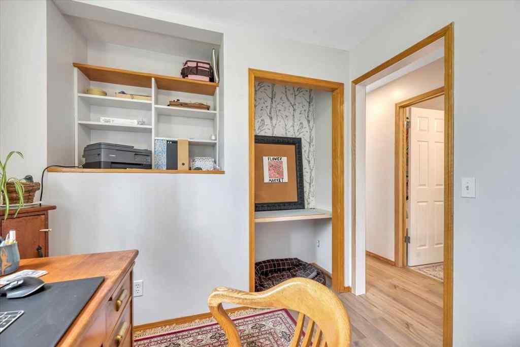 MLS® A2235868 - 325 Strathford Boulevard  in Strathaven Strathmore, Residential