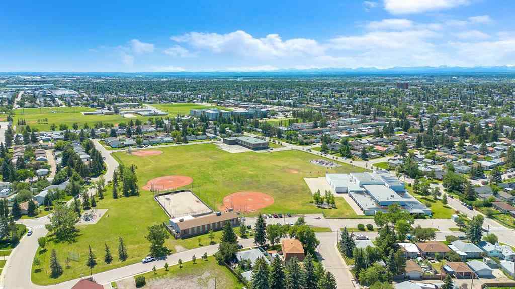 MLS® A2235872 - 440 Foritana Road SE in Forest Heights Calgary, Residential
