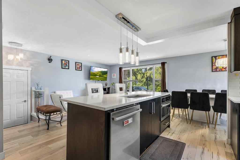 MLS® A2235872 - 440 Foritana Road SE in Forest Heights Calgary, Residential