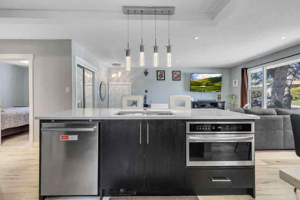 MLS® A2235872 - 440 Foritana Road SE in Forest Heights Calgary, Residential