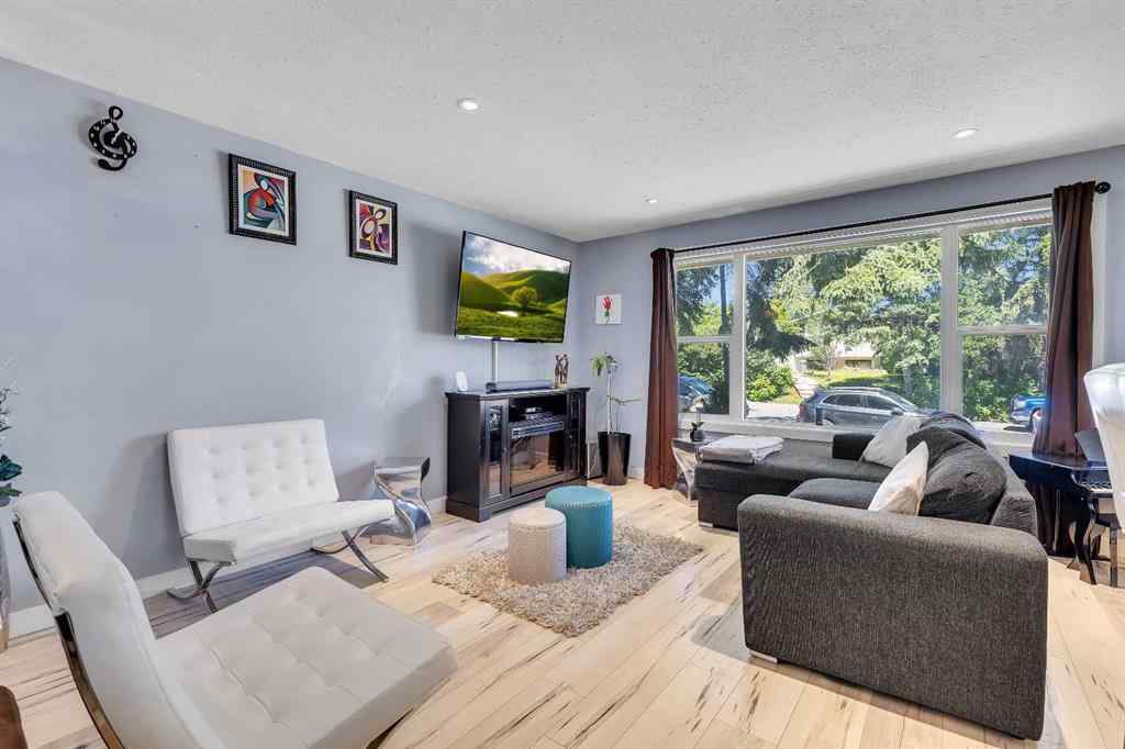 MLS® A2235872 - 440 Foritana Road SE in Forest Heights Calgary, Residential