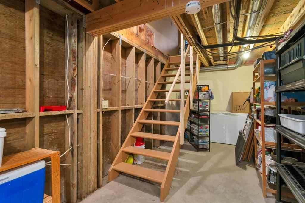 MLS® A2235881 - 32328 Range Road 42   in NONE Rural Mountain View County, Residential