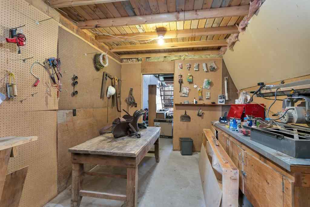 MLS® A2235881 - 32328 Range Road 42   in NONE Rural Mountain View County, Residential