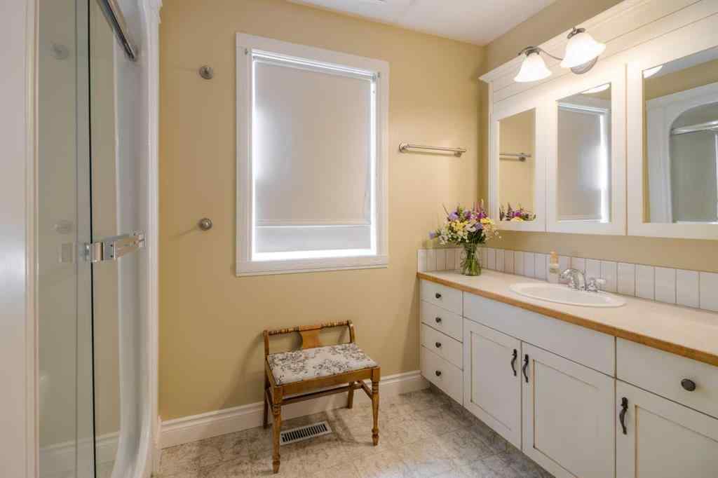 MLS® A2235882 - 2702 30 Street  in NONE Coaldale, Residential