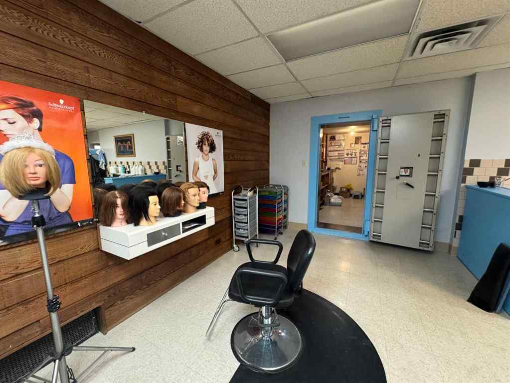 MLS® A2235886 - 5033 50 Avenue  in Central Commercial Core Ponoka, Commercial
