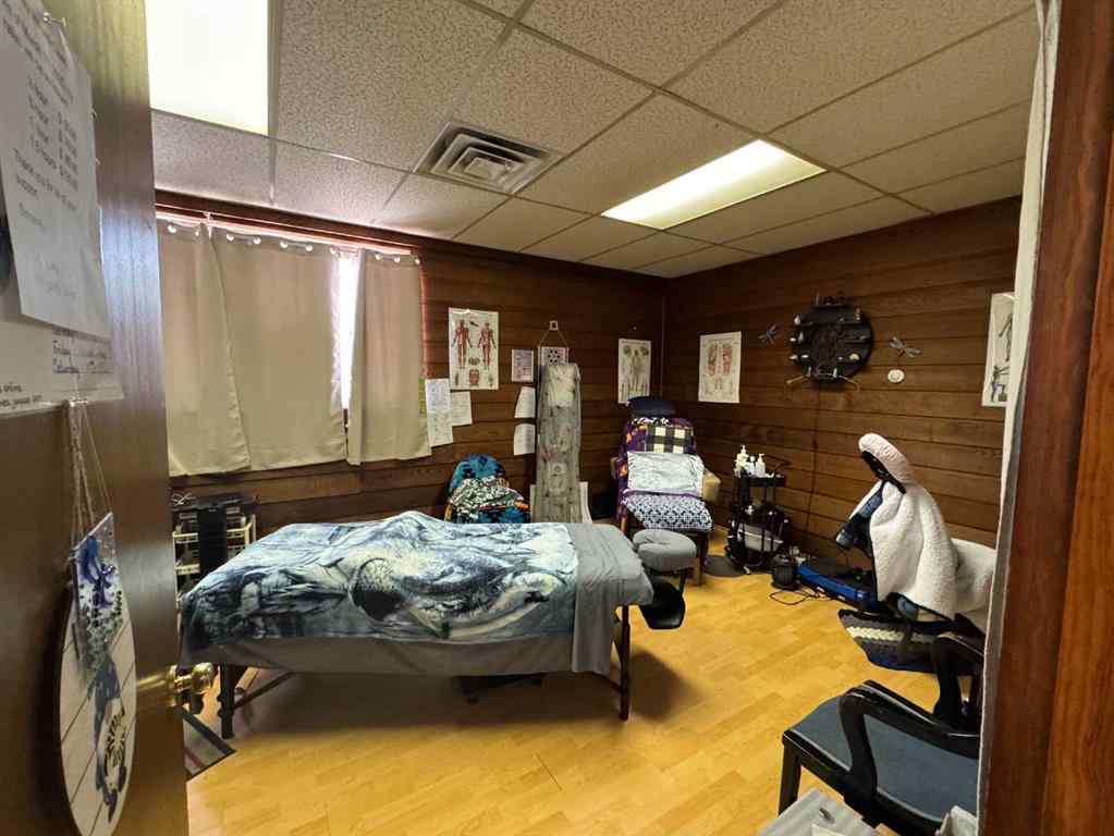 MLS® A2235886 - 5033 50 Avenue  in Central Commercial Core Ponoka, Commercial