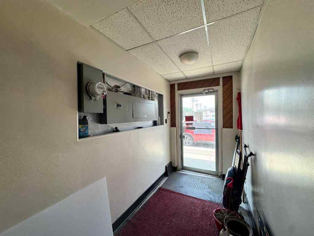 MLS® A2235886 - 5033 50 Avenue  in Central Commercial Core Ponoka, Commercial
