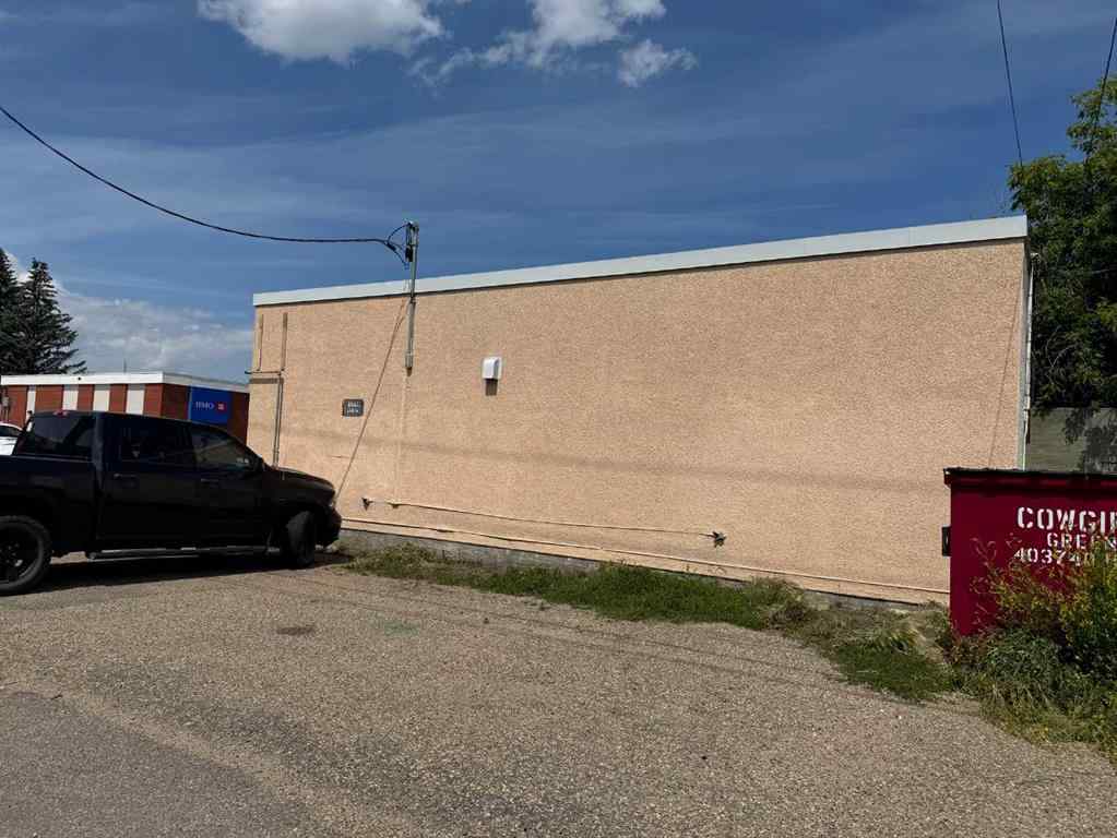 MLS® A2235886 - 5033 50 Avenue  in Central Commercial Core Ponoka, Commercial