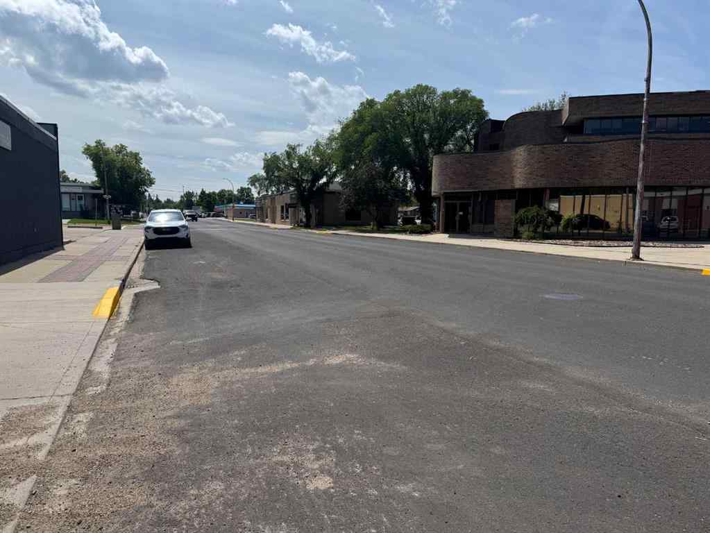 MLS® A2235886 - 5033 50 Avenue  in Central Commercial Core Ponoka, Commercial