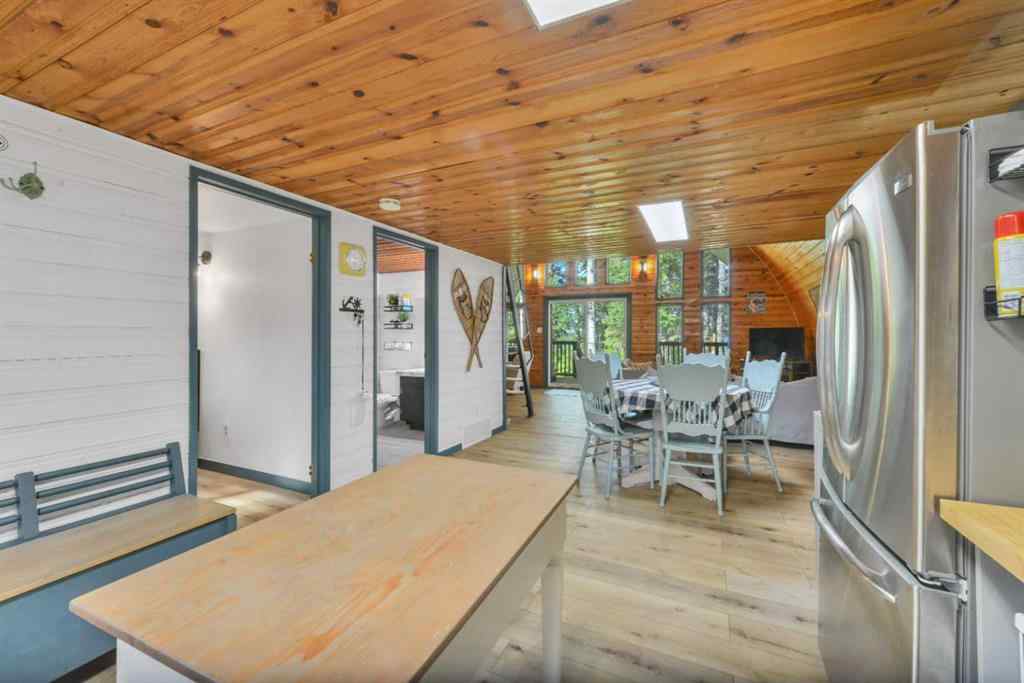 MLS® A2235916 - 77 61076 TWP 462a   in West Point Beach Rural Wetaskiwin No. 10, County of, Residential