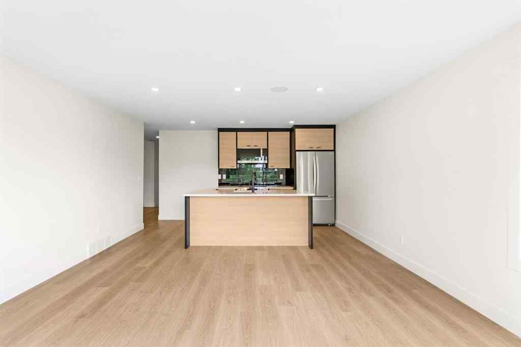 MLS® A2235931 - 476 WEST CHESTERMERE Drive  in NONE Chestermere, Residential