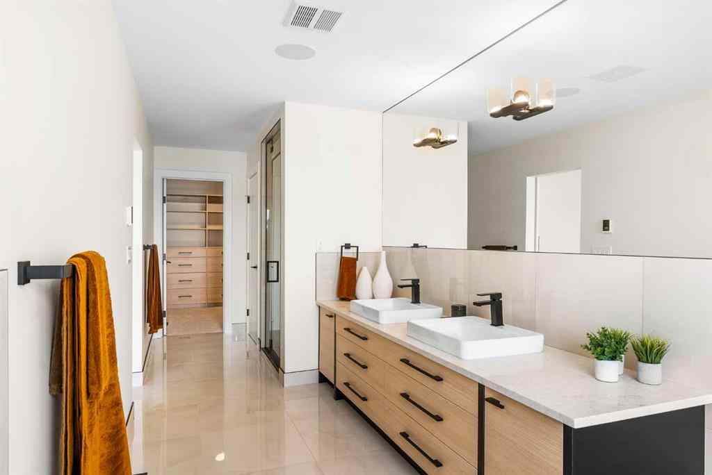 MLS® A2235931 - 476 WEST CHESTERMERE Drive  in NONE Chestermere, Residential