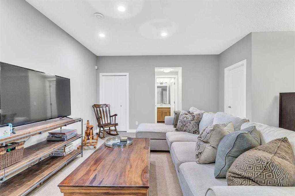 MLS® A2235940 - 333 Walgrove Terrace SE in Walden Calgary, Residential