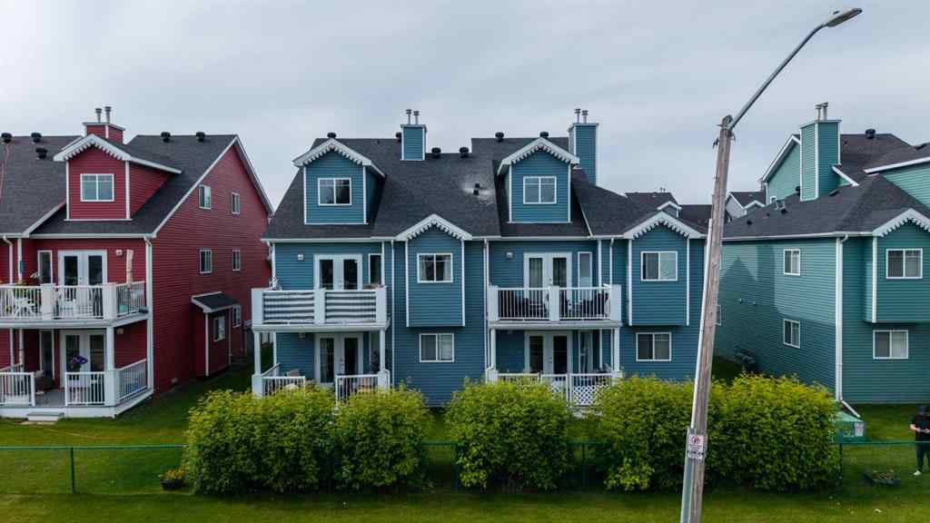 MLS® A2235957 - Unit #502 5220 50A Avenue  in Downtown Sylvan Lake, Residential