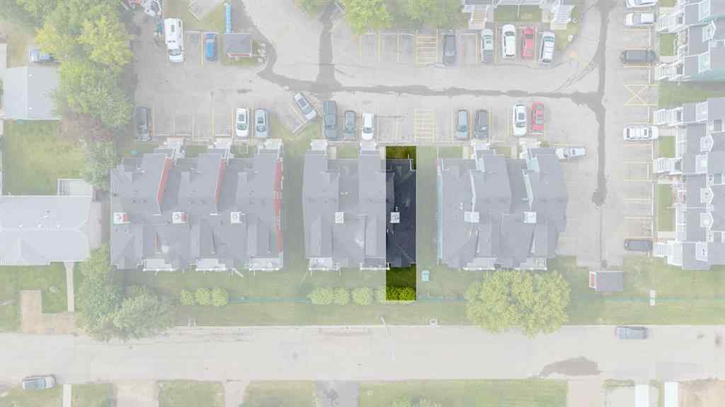 MLS® A2235957 - Unit #502 5220 50A Avenue  in Downtown Sylvan Lake, Residential