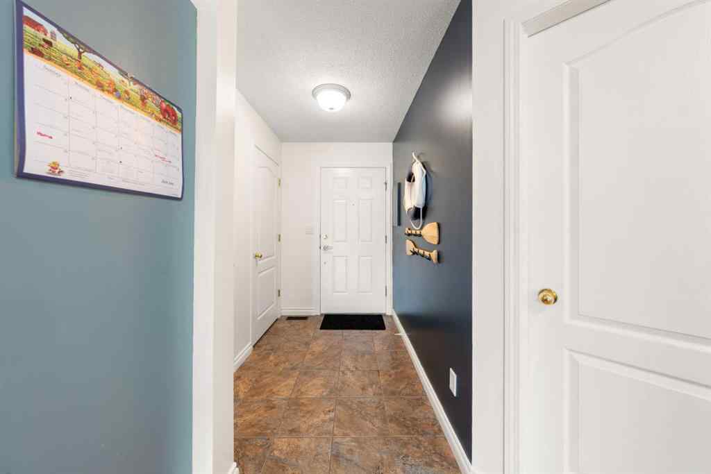MLS® A2235957 - Unit #502 5220 50A Avenue  in Downtown Sylvan Lake, Residential