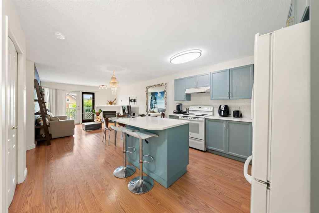 MLS® A2235957 - Unit #502 5220 50A Avenue  in Downtown Sylvan Lake, Residential