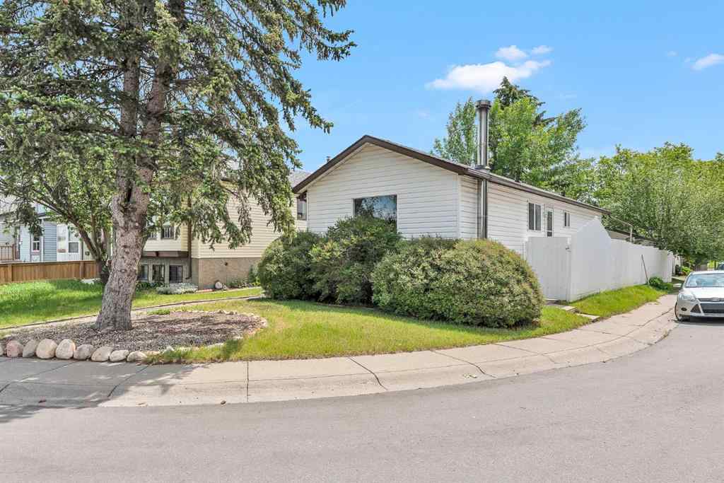 MLS® A2235961 - 218 Pinemeadow Road NE in Pineridge Calgary, Residential