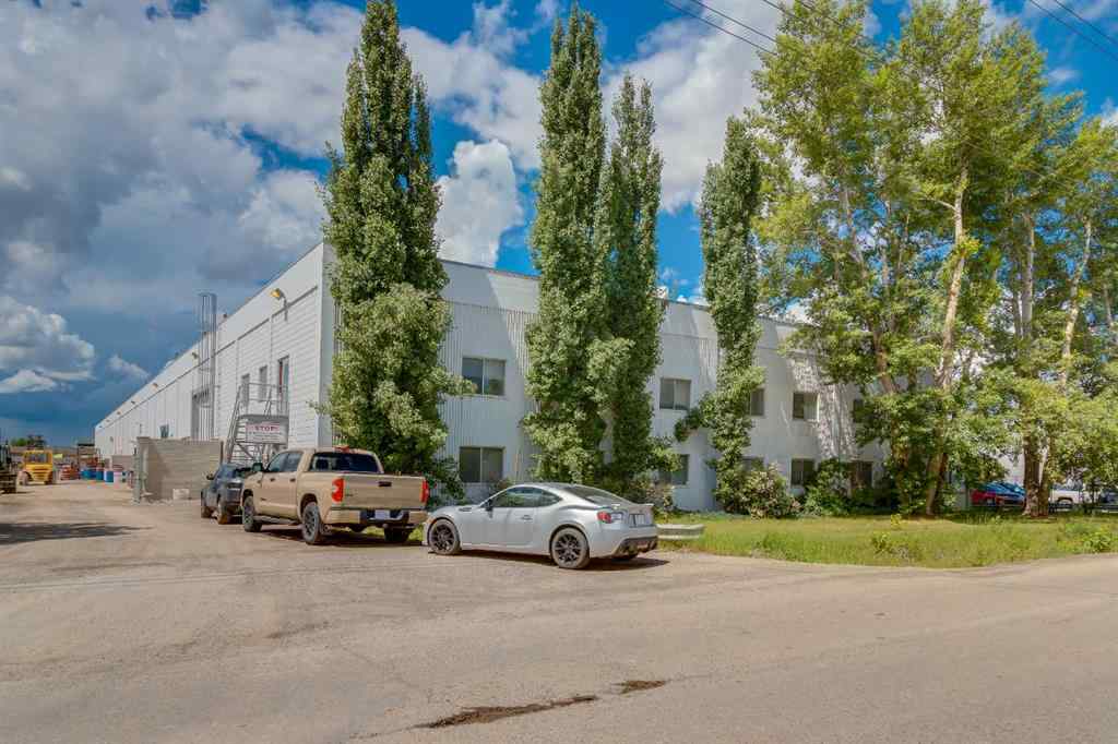MLS® A2235967 - 8615 48 Street SE in South Foothills Calgary, Commercial