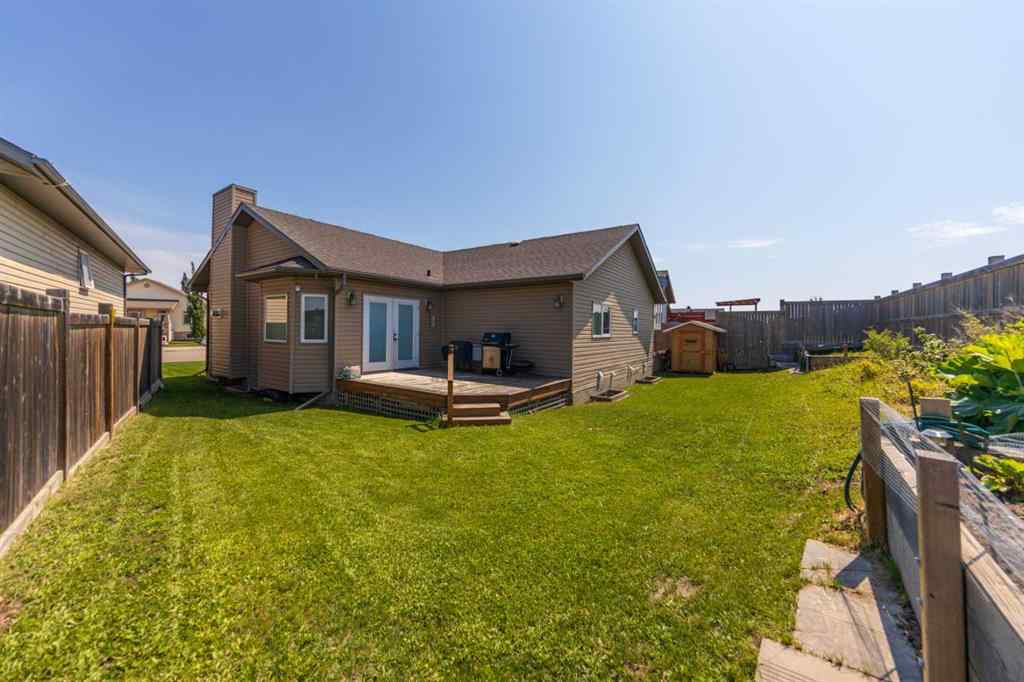 MLS® A2235968 - 4010 74 Avenue  in Parkview Estates Lloydminster, Residential